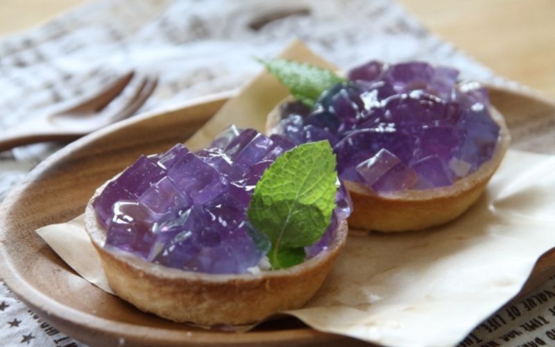 Indulge in the Delights of Japanese Sweets: A Taste of June's Seasonal Flavors